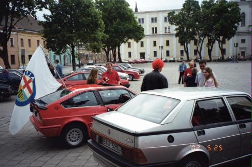 e752c5 e02f488dce3f4cc594ec71dc66622879mv2