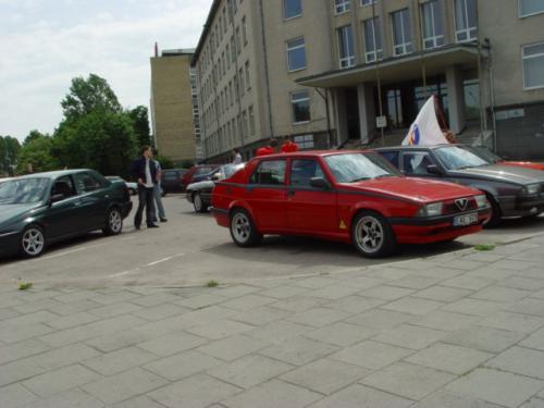 e752c5 0576a5330ad042758e85a24797bfb9bcmv2