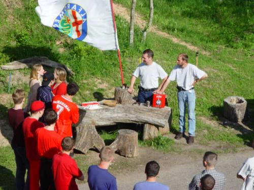 e752c5 4601a3801e964a689032ba33ce7a6288mv2