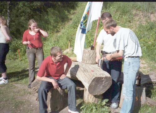 e752c5 79af0b9d3b1d423ba34e00b435a529a3mv2