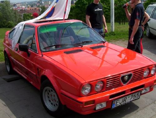 e752c5 5afb11ba6e964a1ab98a4b0e786dcdc5mv2