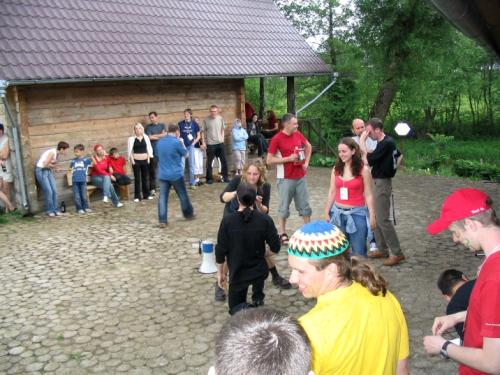 e752c5 2cee8250f0a2489d84456bd7c634a37fmv2