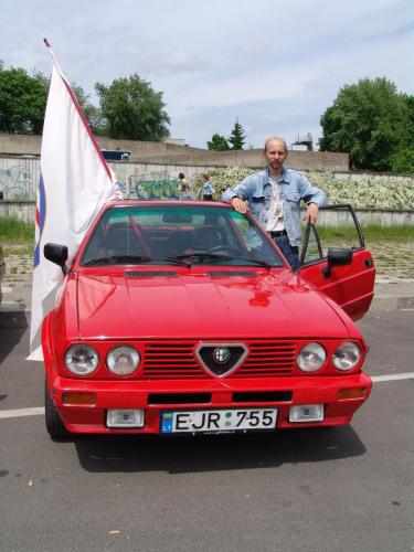 e752c5 7c43c0e81b7e4656a7dc97cfb41b3b16mv2 d 1536 2048 s 2