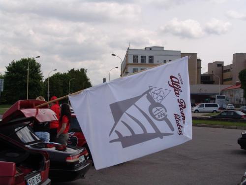 e752c5 0c3a4d10be354f50abe283cba118f966mv2