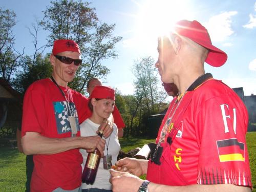 e752c5 0e5f76a762314c0196e208ede342f836mv2