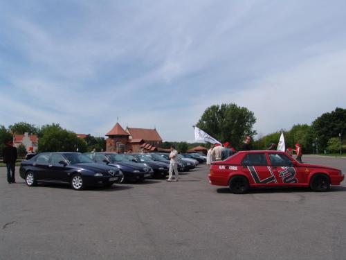 e752c5 1741424cdf4948a7aee805a58e10d82amv2