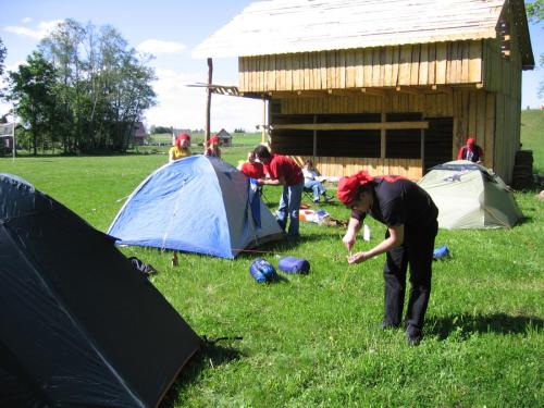 e752c5 3582049cfc3b428ea0fe202c6e9ce928mv2 d 1600 1200 s 2