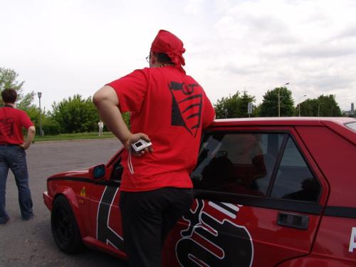 e752c5 5c3b11e68a4a4562b5942b76f8f0a382mv2