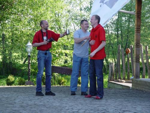 e752c5 816031b9d62f43cbb7104ee52c35d2c6mv2