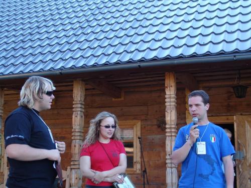 e752c5 990f519c8b5a43e390c1746ab3be4c3bmv2