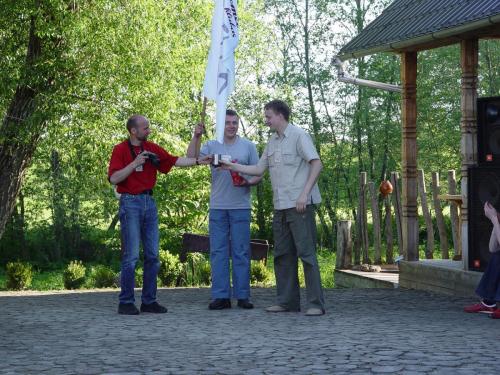 e752c5 9c82a17377d8423eabc4d3ab03d5e246mv2