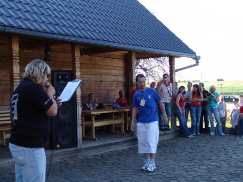 e752c5 ffb272309131464f9109d32d7e258e61mv2