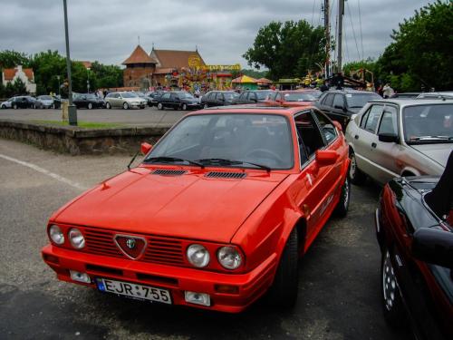 e752c5 6c4c090a464f455d81461b7f6884c527mv2 d 2592 1944 s 2