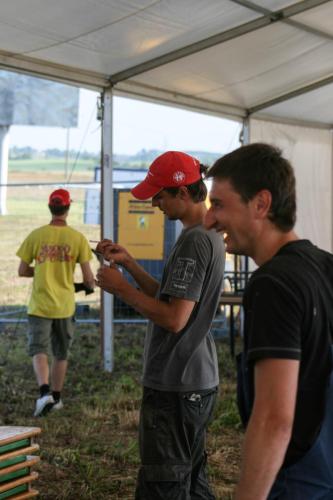 e752c5 5c58e7eb9b3d407da7d8bd02a58a98e3mv2 d 2592 3888 s 4 2