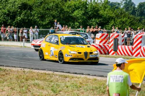 e752c5 7400326ae79a48d4a2c8abc90886e0e3mv2 d 3888 2592 s 4 2