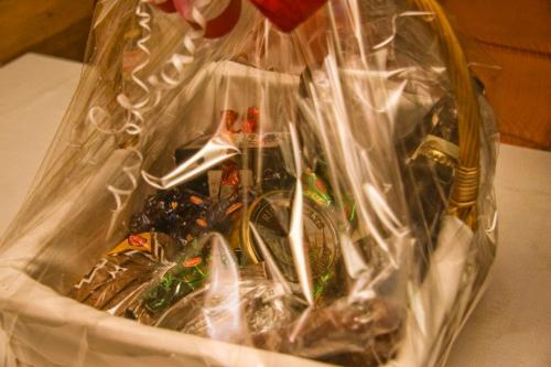 468252309 10165602736391959 294095859809899476 n