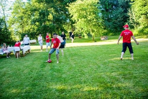 e752c5 62e8147446cd4696bf0dc6b4a790c7fdmv2 d 3504 2336 s 2