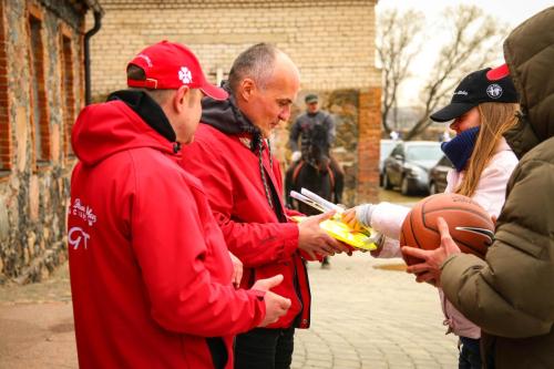 e752c5 7b36bf063f4d4a6b8dc4c167678944ebmv2 d 3888 2592 s 4 2