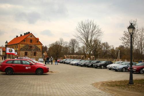 e752c5 cf1d0ab4dfda41e1833e856c5100ba70mv2 d 3888 2592 s 4 2