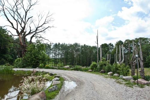 e752c5 03696510202143ffa898973c91ac30c6mv2 d 5616 3744 s 4 2