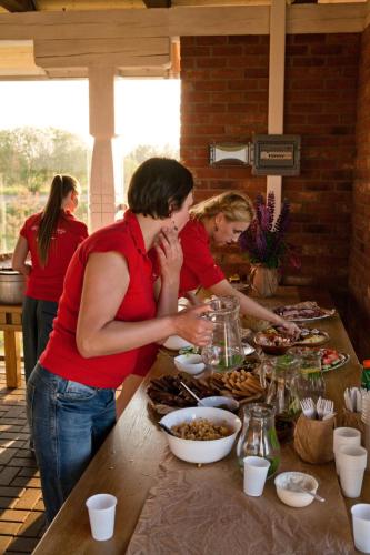 e752c5 994e807fdbd44f25978b7f7e42054206mv2 d 3744 5616 s 4 2