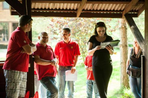 e752c5 07096e869e9f4a74ac114848db62072emv2 d 5616 3744 s 4 2