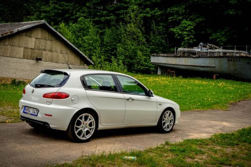 e752c5 1ed4c14331c2463cb489d103abfedf07mv2 d 5456 3632 s 4 2