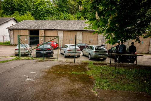 e752c5 9895d878d32d4474bbb8f0af2130f1b2mv2 d 5456 3632 s 4 2