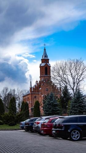 e752c5 2e65bdf0fe73422bb27d1aca76cef68cmv2 d 3064 5456 s 4 2