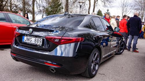 e752c5 c3bb3cf508f64ce8a1315f5781577de2mv2 d 5456 3064 s 4 2