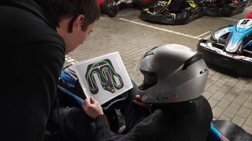 e752c5 269fa4c44d154e70861e98e1f4fb164cmv2 d 4032 2268 s 2