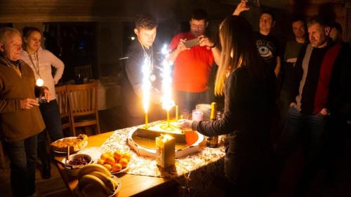 79839560 10160369542051959 3537077959653326848 n