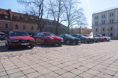 e752c5 333ca2f4ec944b6a9d5dcef6a9d2547amv2 d 2048 1365 s 2