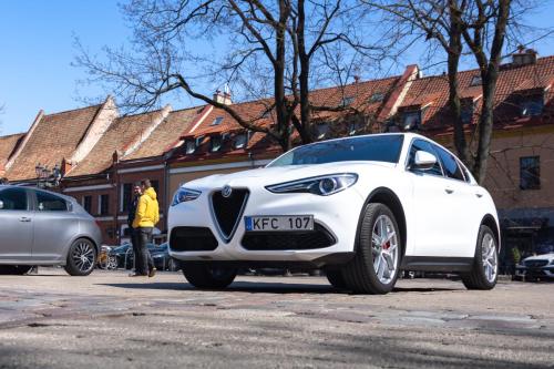 e752c5 95584d9d2acd4feca394ae483fc05647mv2 d 2048 1365 s 2