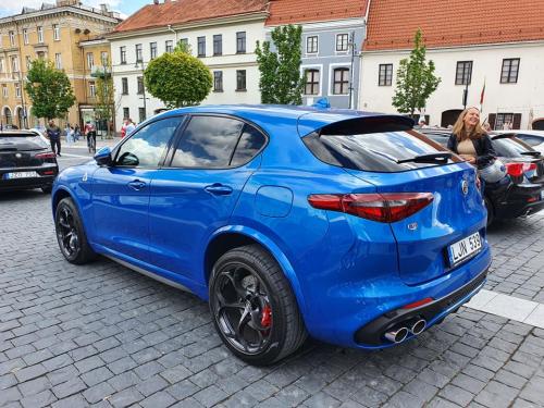 102697362 10216826740889843 6055868863544472401 n